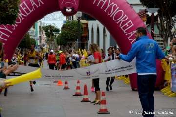 El teldense Saúl Castro gana con autoridad la XXX Carrera Popular Paco Artiles (Foto Francisco Javier Santana y TA)